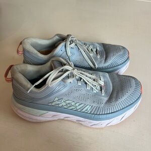 Hoka Clifton’s size 8 blue